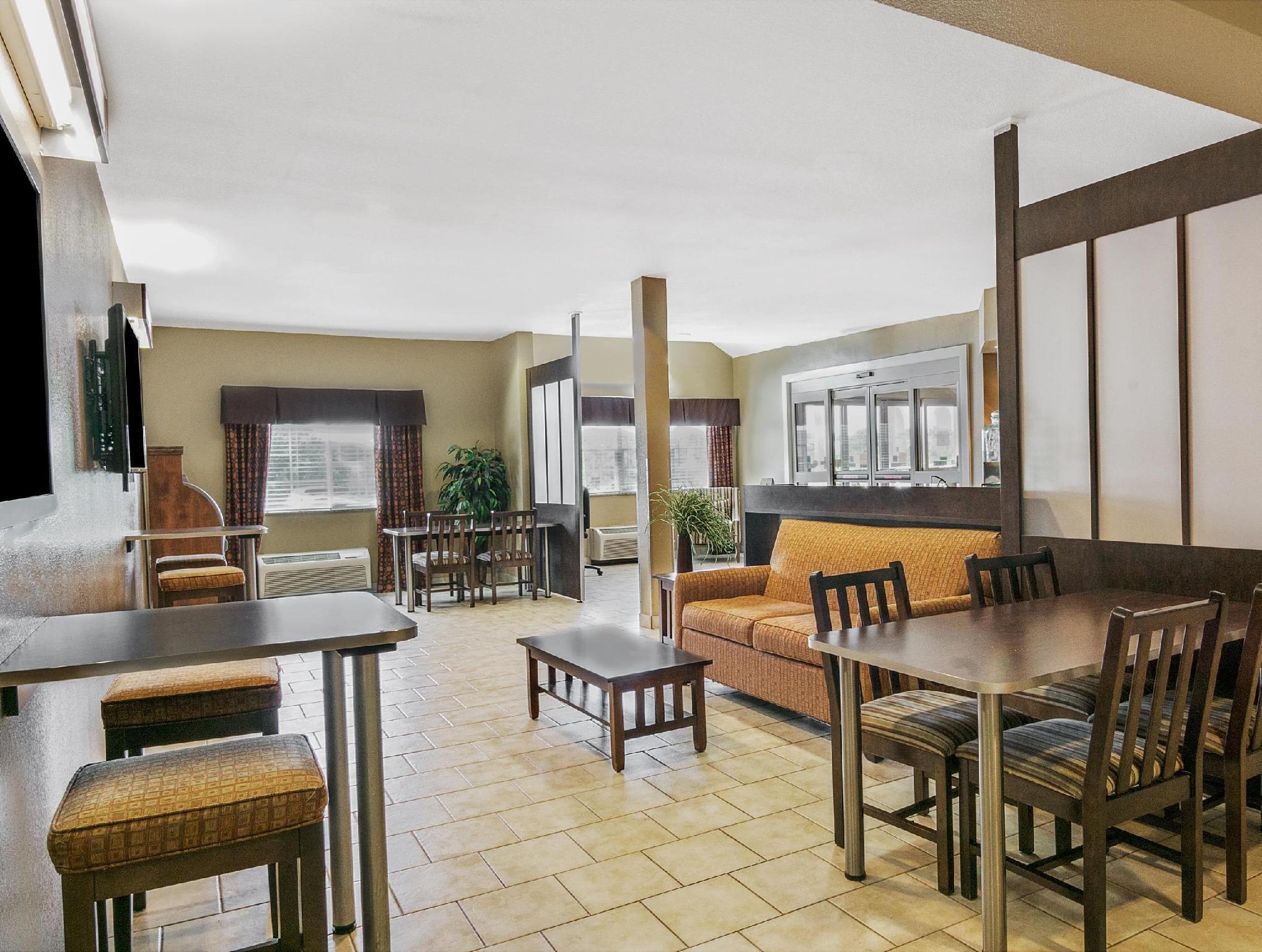 Microtel Inn & Suites By Wyndham Austin Airport Eksteriør bilde
